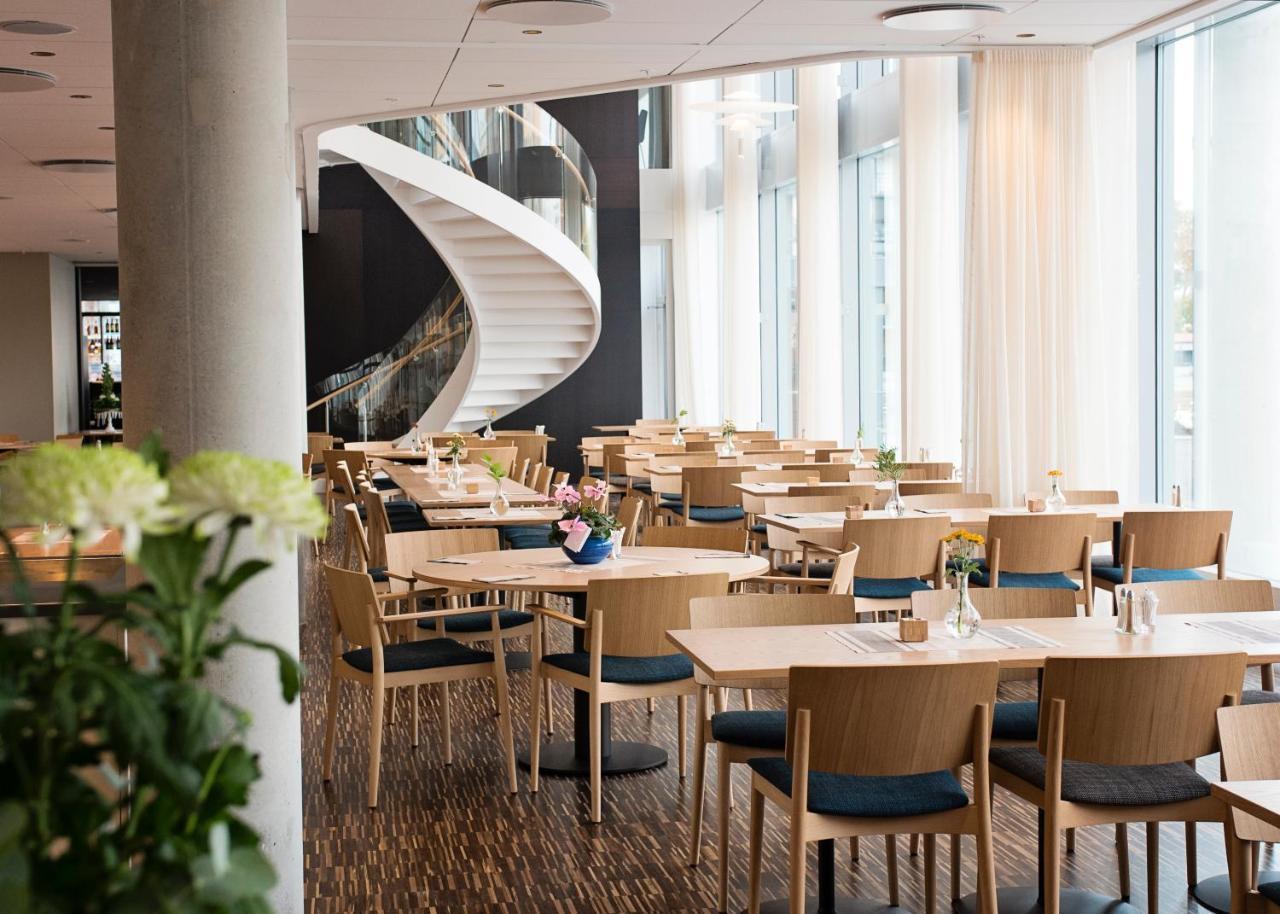 Hotel Oeresund Conference & Spa แลนด์สครูนา ภายนอก รูปภาพ